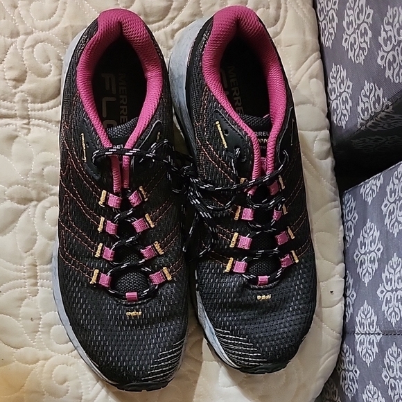 Merrell Fly Strike Women's Black and Pink Trail Runners - Picture 6 of 8